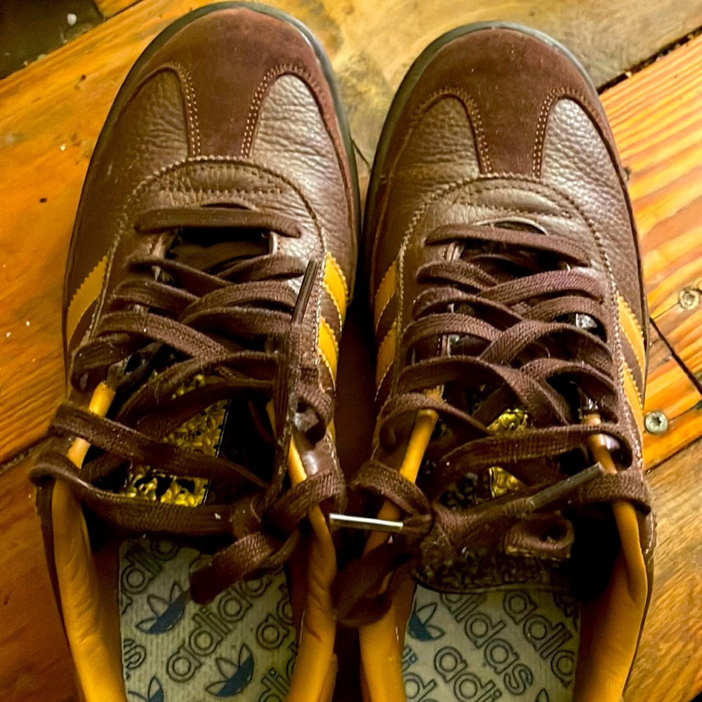 Like new Adidas Sneakers